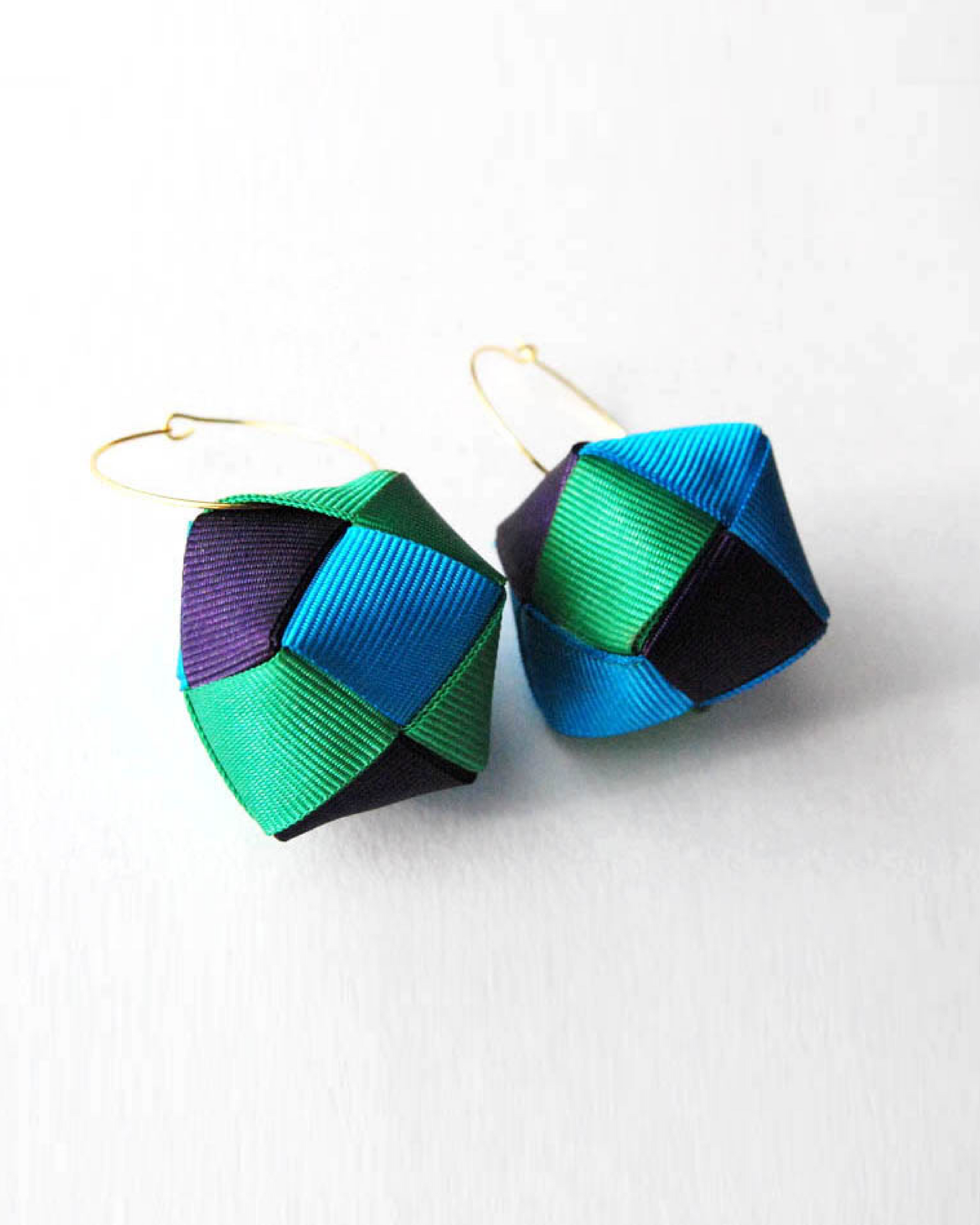 Cool Blue Gabriella Hoop Drops