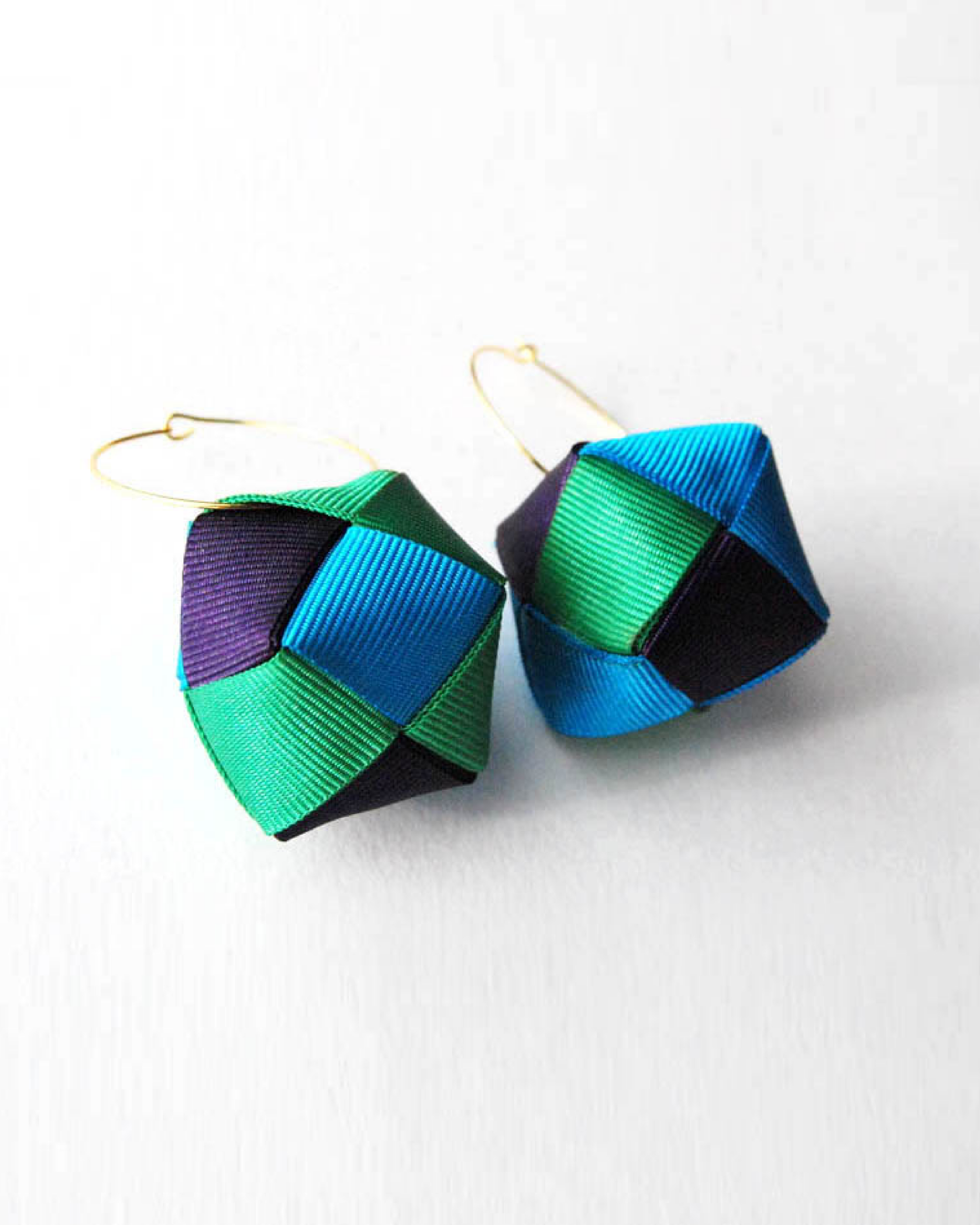 Cool Blue Gabriella Hoop Drops