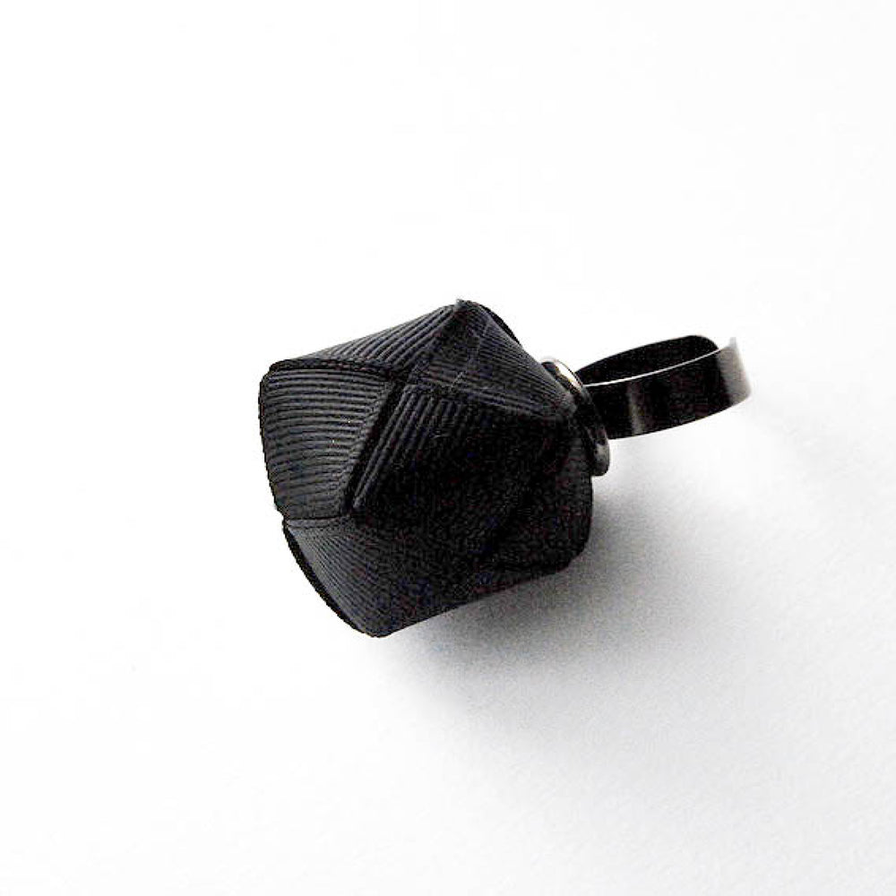 Black Pearl Gabriella Ring