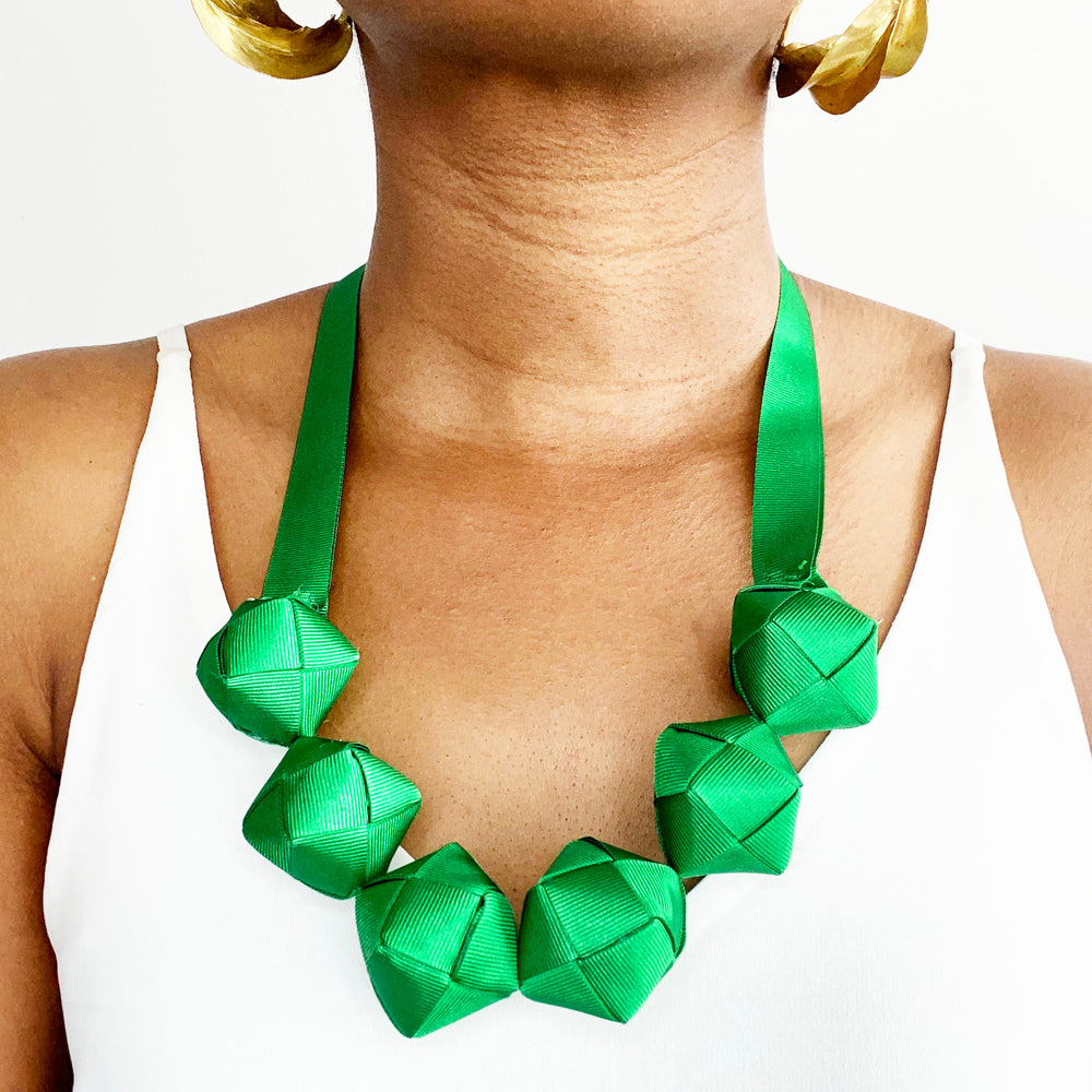Large Chunky Bold Emerald Green Asymmetrical Beaded Statement Necklace,  Emerald Pop | Necklace, How to make necklaces, Beaded statement necklace