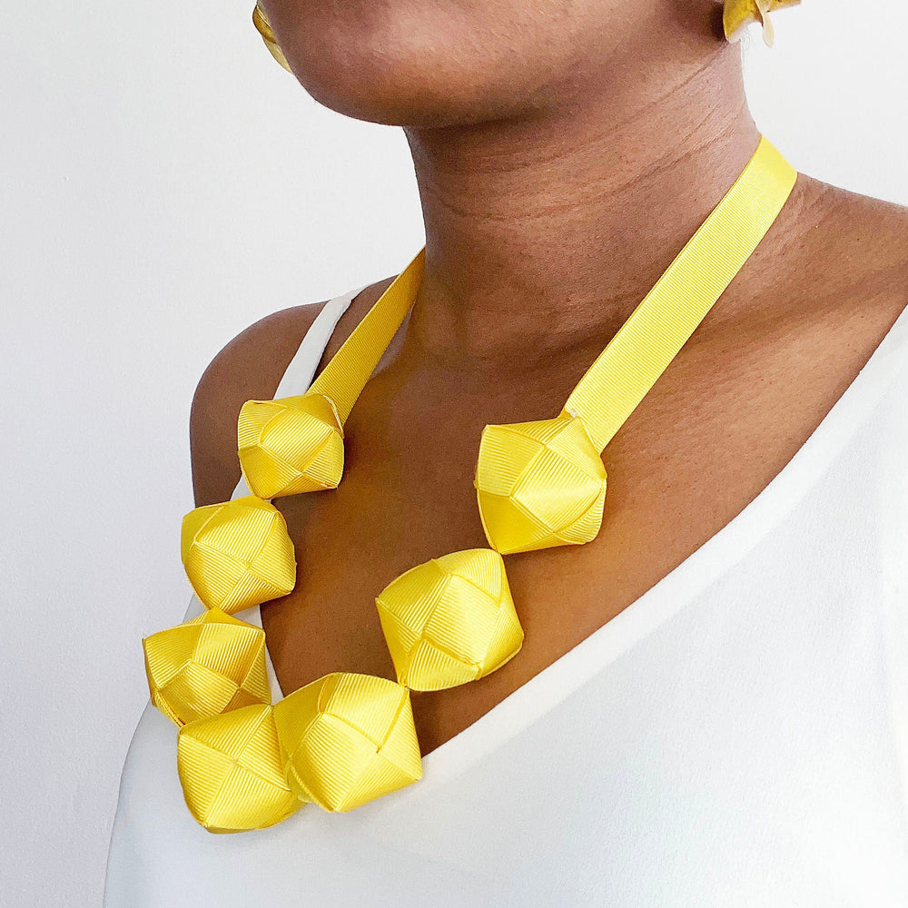 Yellow Wedding Wear Kundan Studded Necklace Set 478JW05